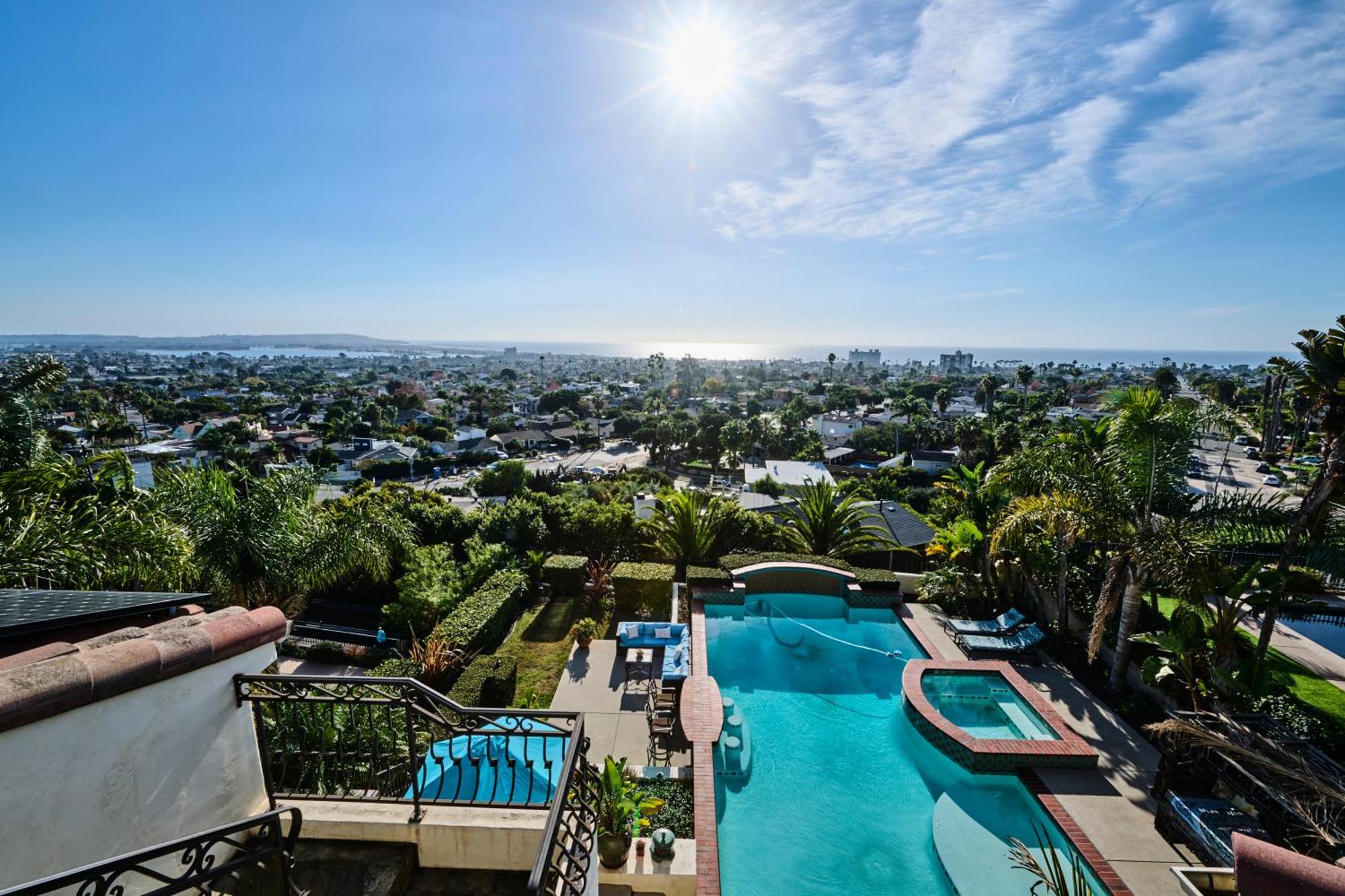 360 Degree Ocean & City Views With Pool, Spa, Close To The Beach! Pets Ok San Diego Bagian luar foto